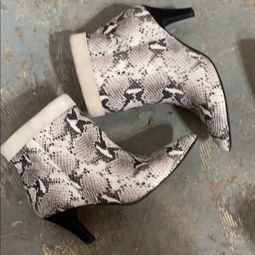 42 Gold Ojai snake booties leather kitten heel